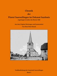 Orangenes Buchcover mit einem Foto einer Kirche und schwarzer Schrift: Chronik der Pfarrei im Dekanat Saarlouis