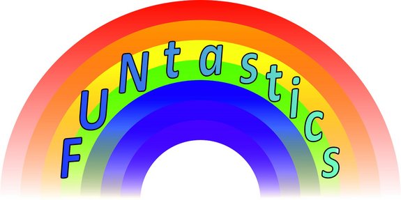 Ein Regenbogen auf dem "FUNtastics" in blauer Schrift geschrieben steht.